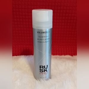 NEW RUSK PRO VOLUMIZE 02 voluminous foam. NEW WT 8OZ.
